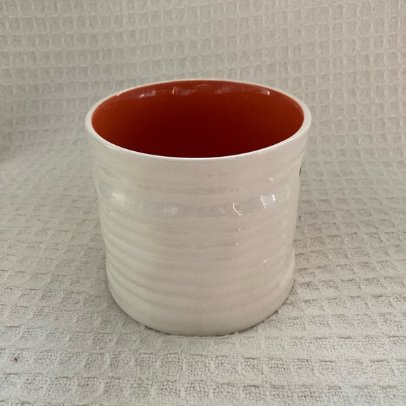 Nantucket Home Oversized Ribbed Cream & Orange “R” Mug - Picture 4 of 8